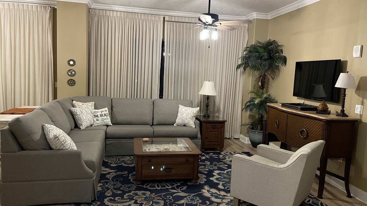 Photo of Livingroom in Thomas Drive