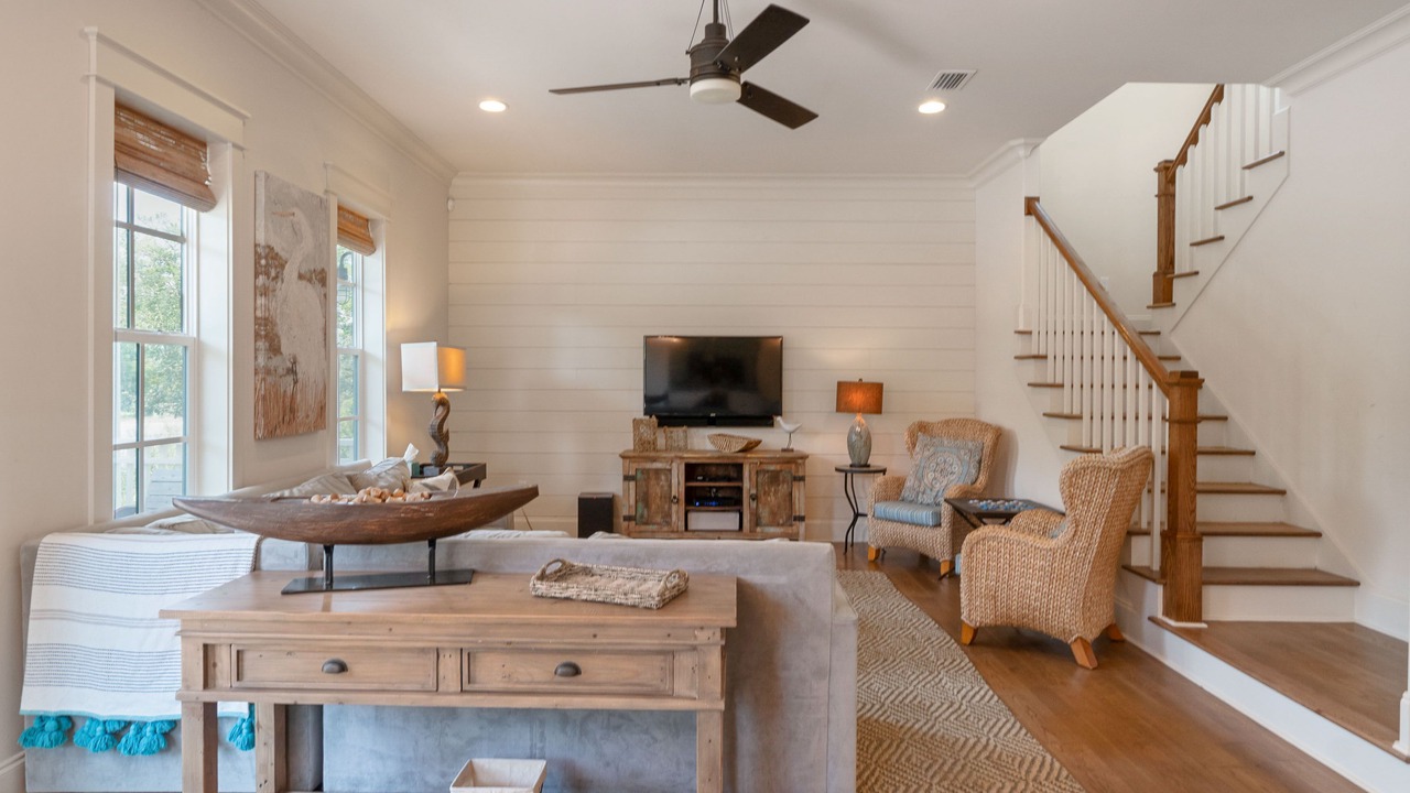 Photo of Bedroom in Lakeside at Blue Mountain Beach