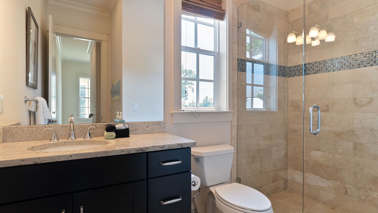 Photo of Bathroom in Lakeside at Blue Mountain Beach