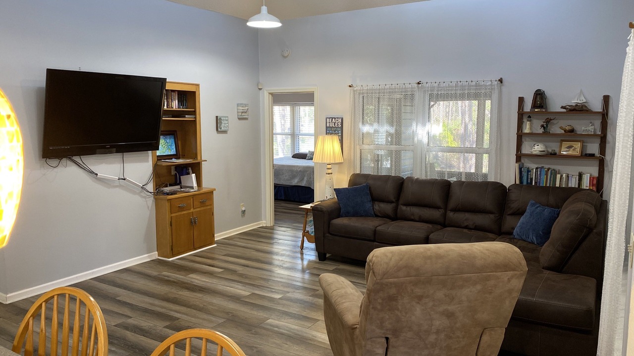 Photo of Livingroom in Panacea