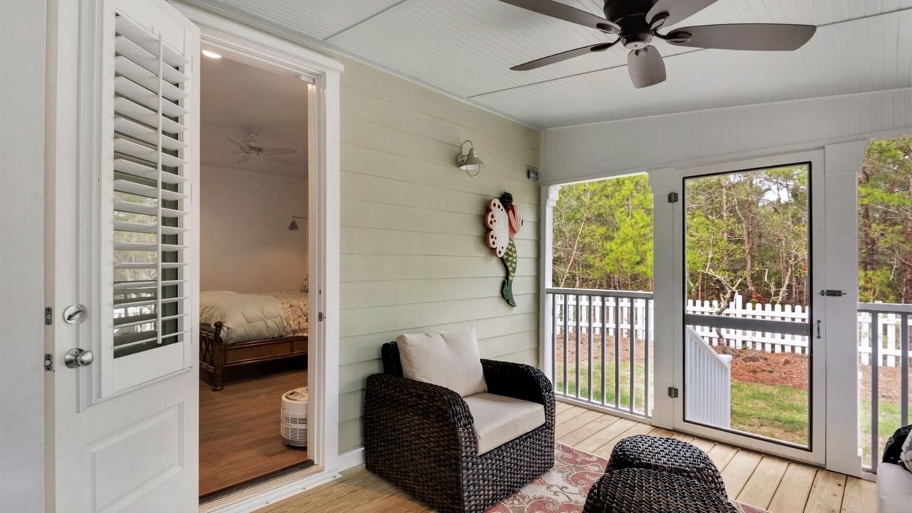 Photo of Bedroom in Seagrove Beach