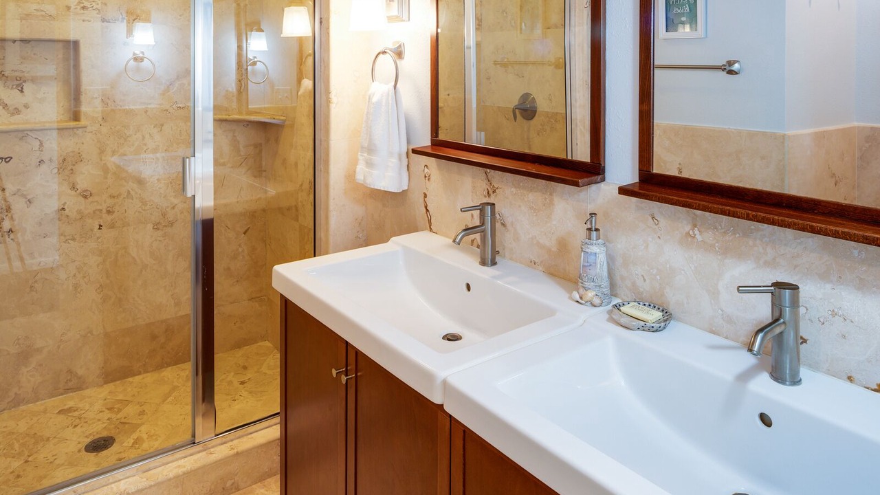 Photo of Bathroom in Sea Palm Village
