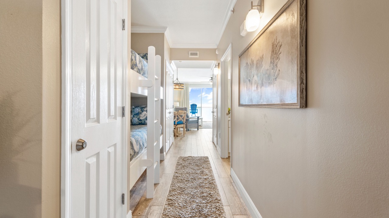 Photo of Bedroom in Miramar Beach