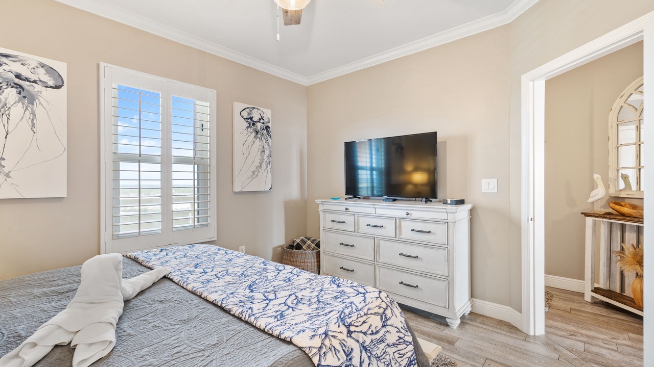 Photo of Bedroom in Miramar Beach