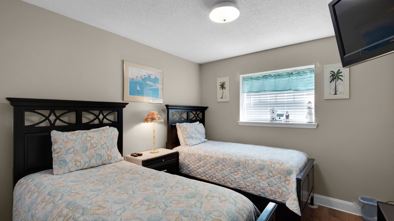 Photo of Bedroom in Miramar Beach