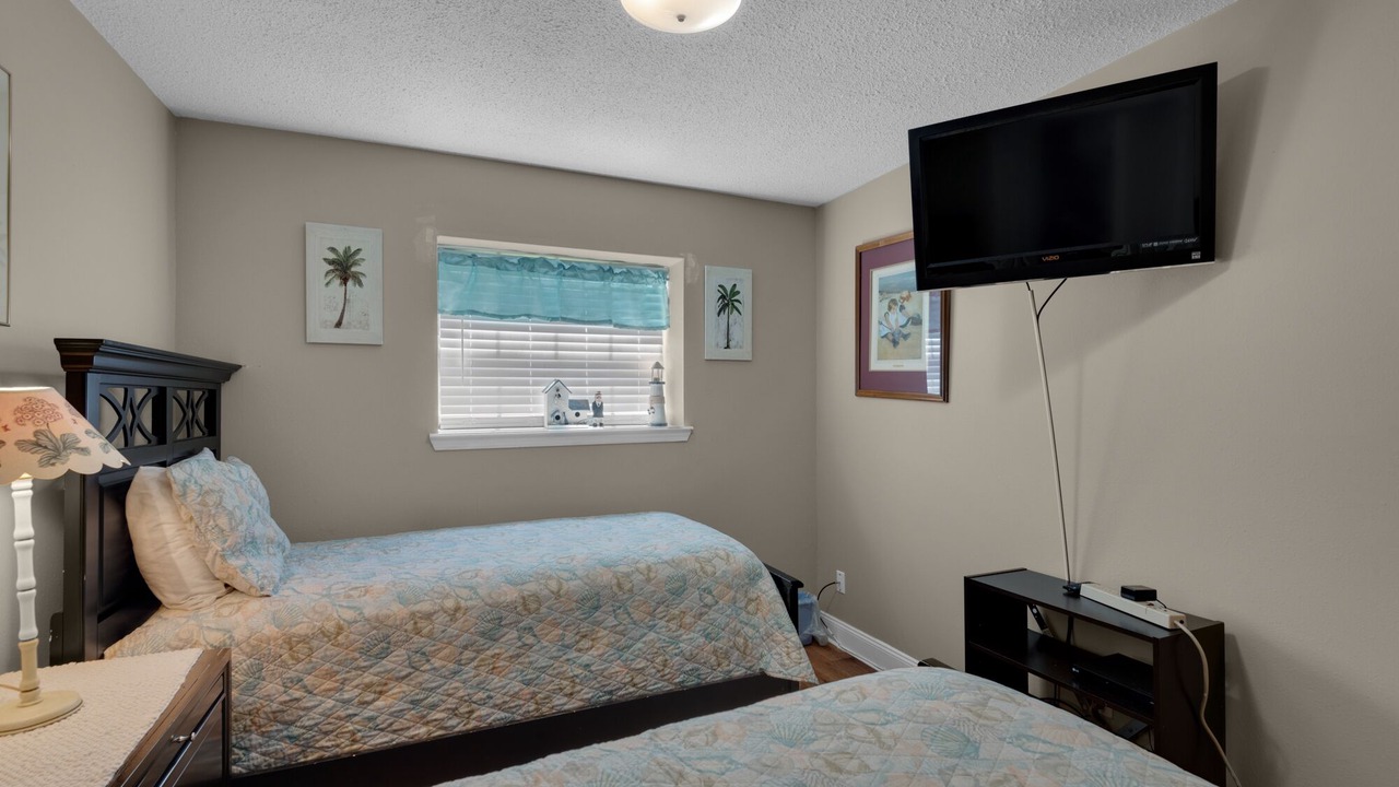 Photo of Bedroom in Miramar Beach