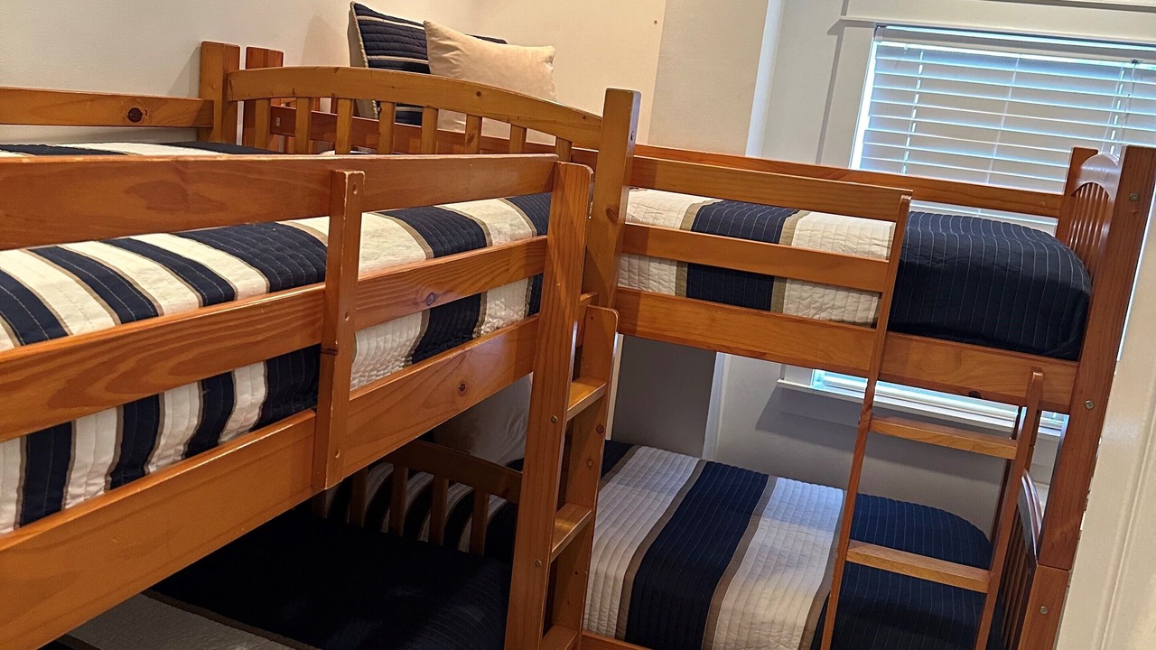 Photo of Bedroom in Gulf Trace