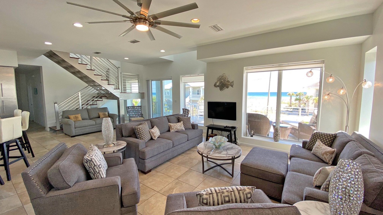 Photo of Livingroom in Pensacola Beach
