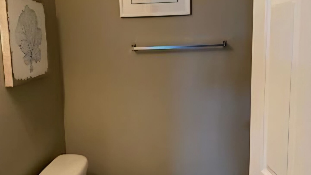 Photo of Bathroom in Innerarity Townhomes