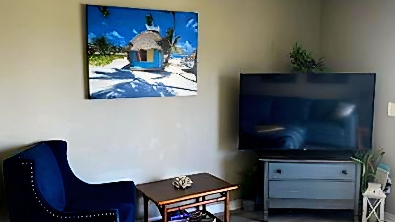 Photo of Livingroom in Innerarity Townhomes