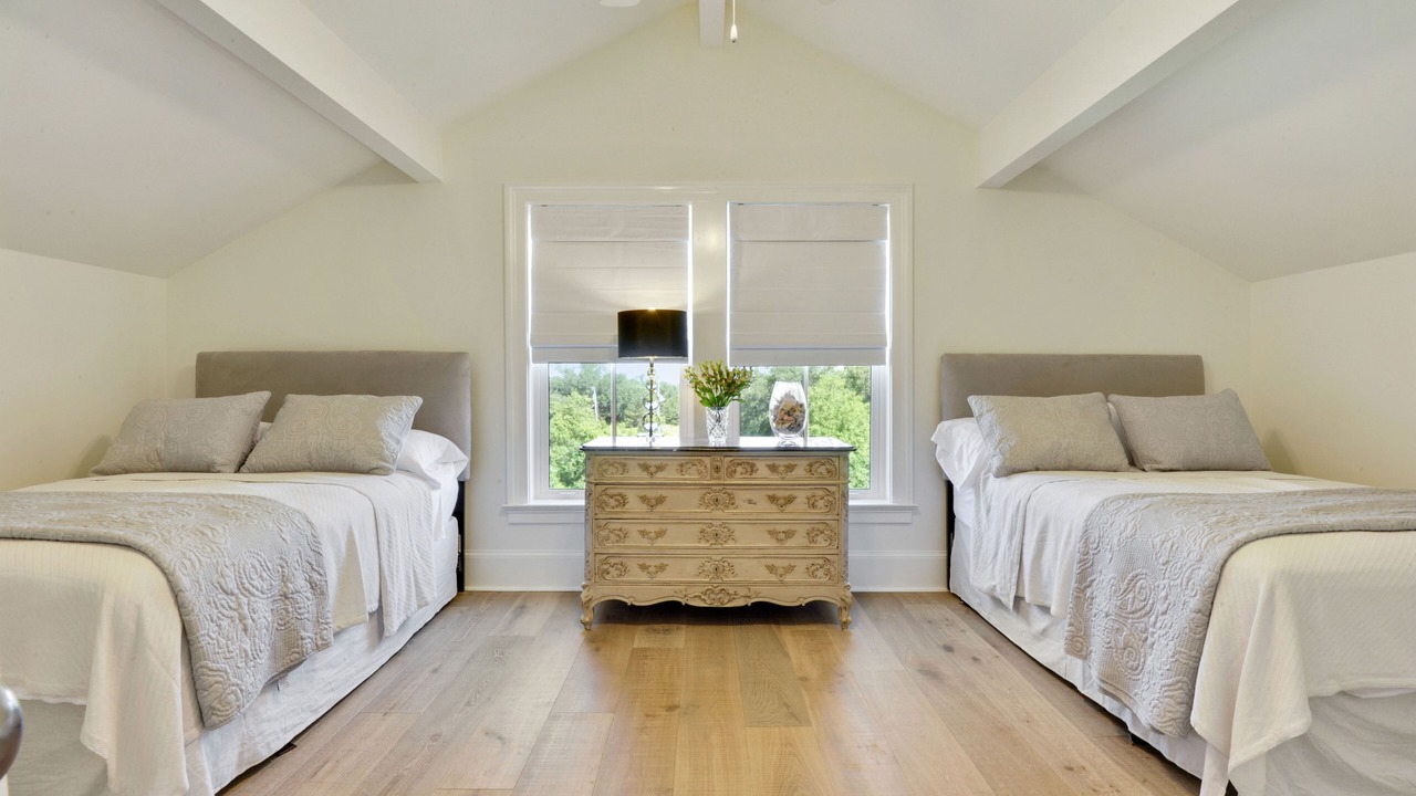 Photo of Bedroom in Waveland