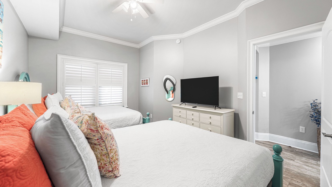 Photo of Bedroom in Crystal Beach