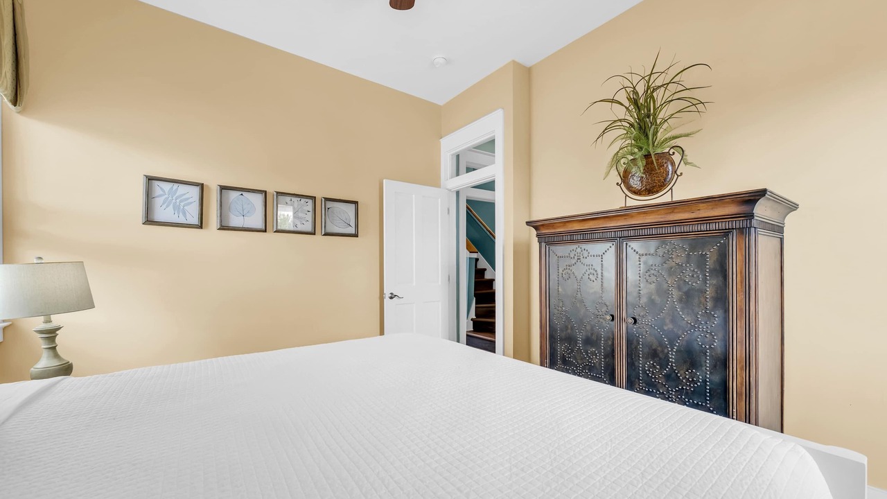 Photo of Bedroom in Delos
