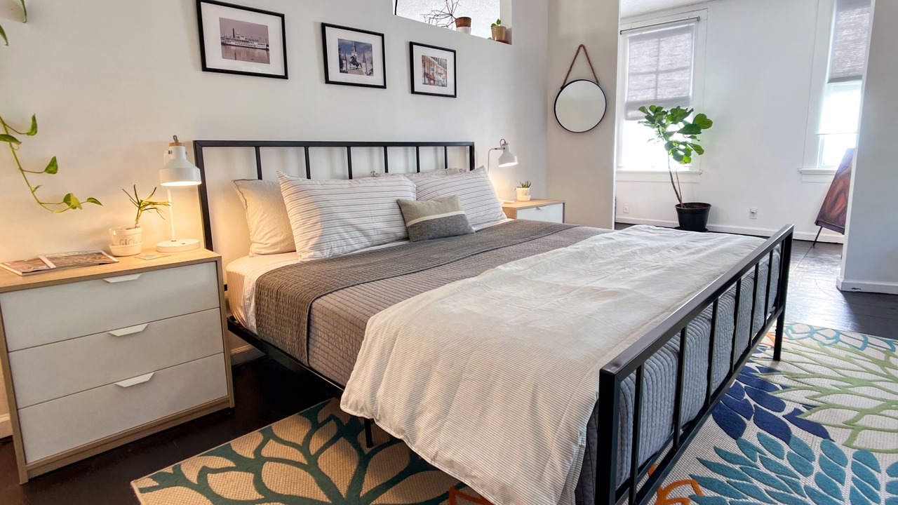 Photo of Bedroom in Algiers Point