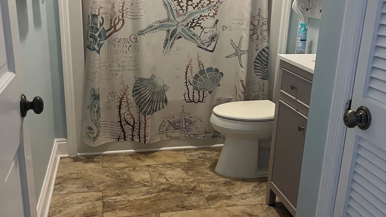 Photo of Bathroom in Indian Pass