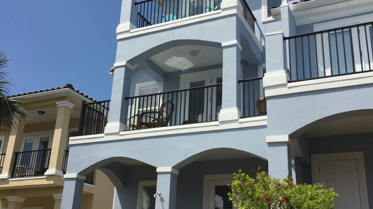 Photo of Outdoor in Fort Bay
