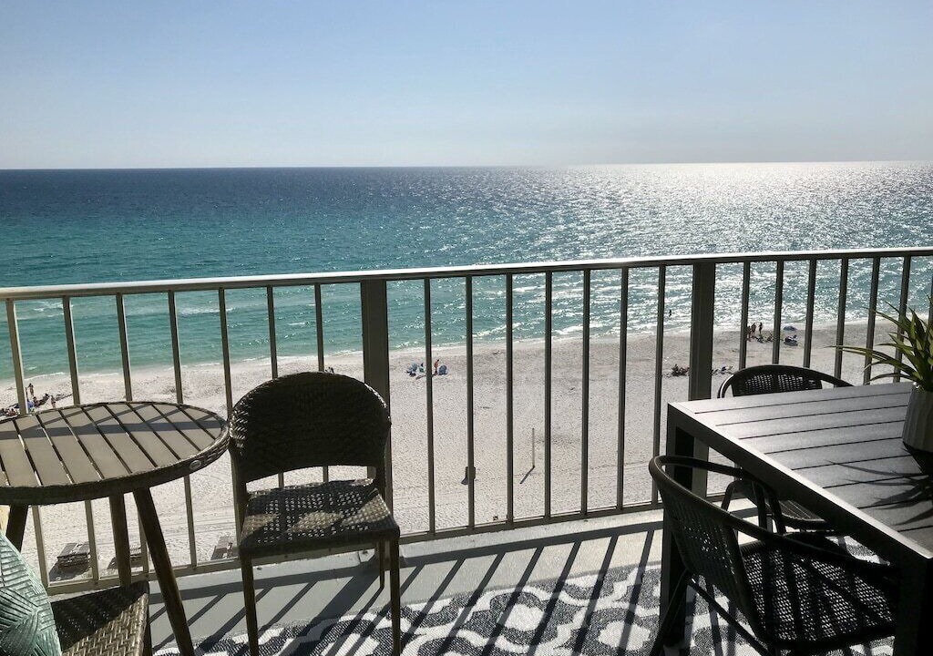 Photo of Patio Balcony in Crescent Beach