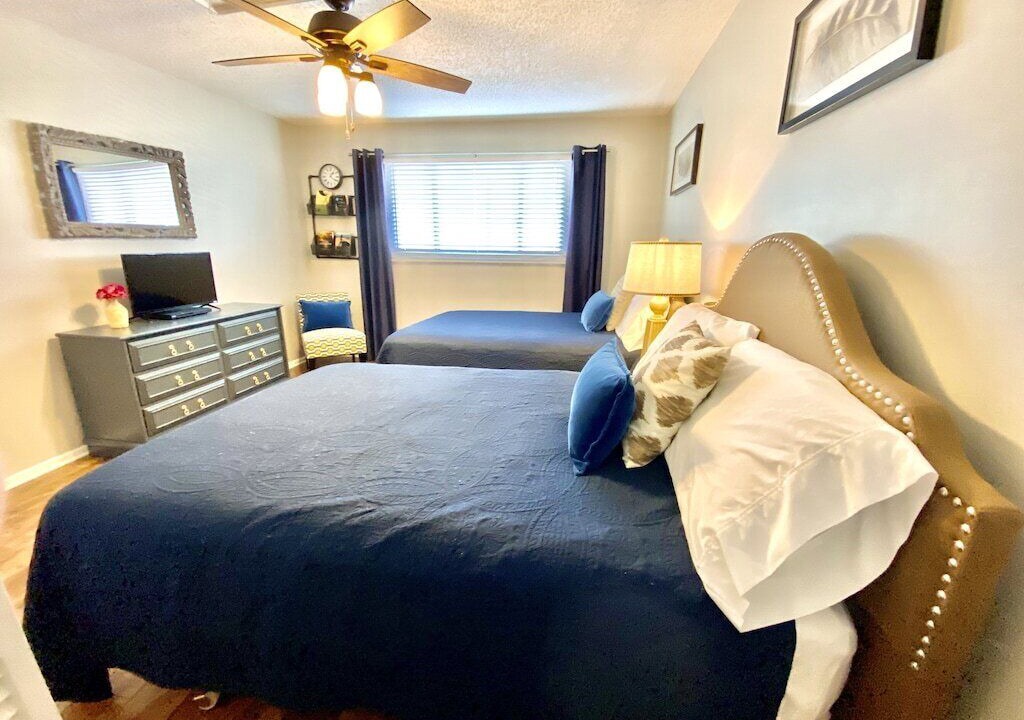 Photo of Bedroom in Crescent Beach
