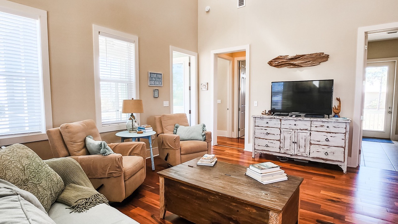 Photo of Livingroom in Carrabelle