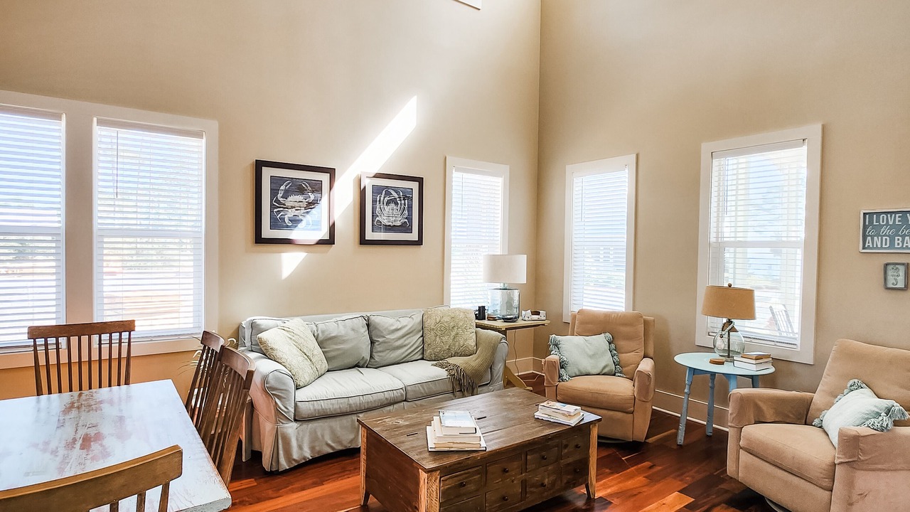 Photo of Livingroom in Carrabelle