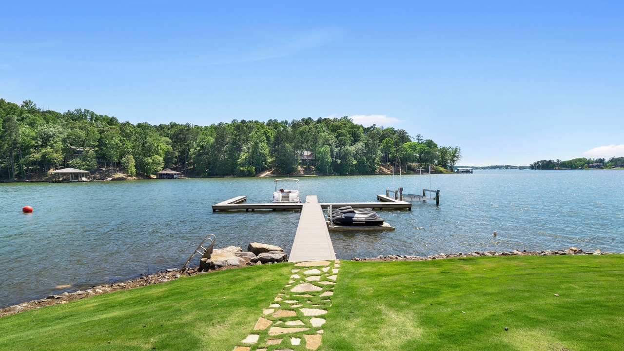 Photo of Bedroom in Dadeville