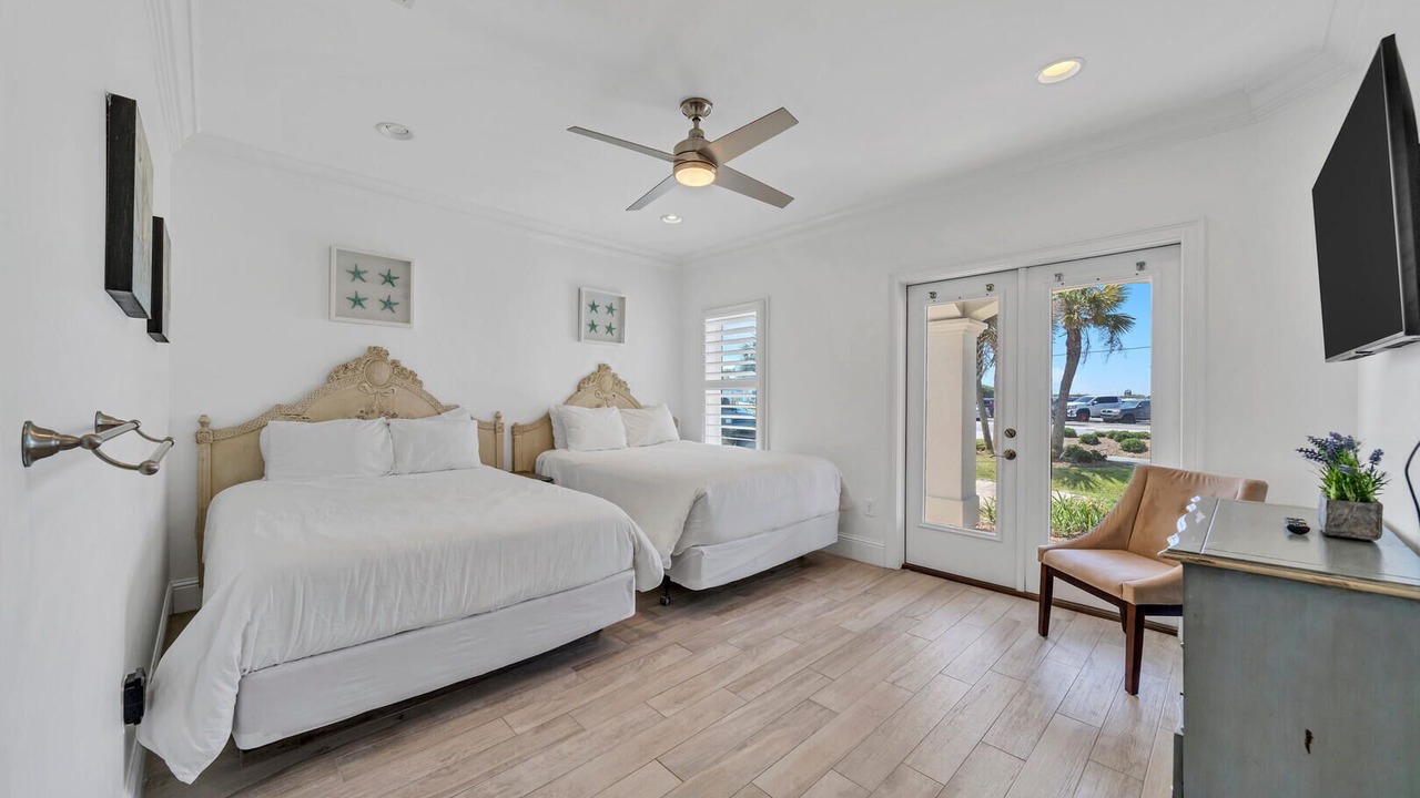 Photo of Bathroom in Dune Allen Beach