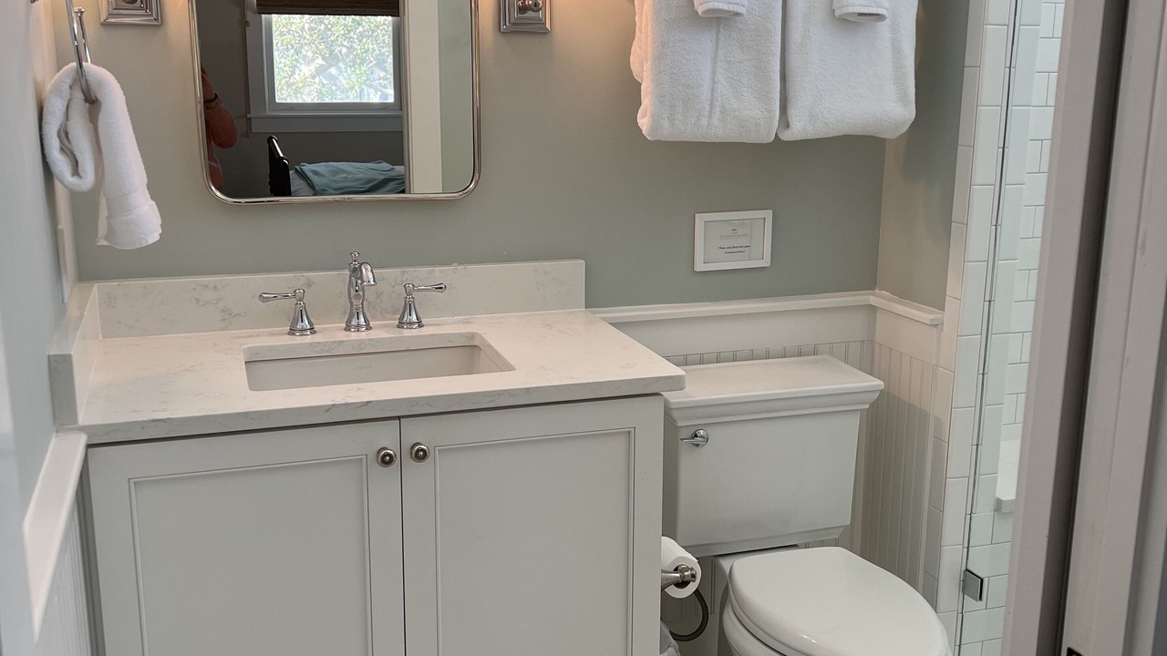 Photo of Bathroom in Sunnyside