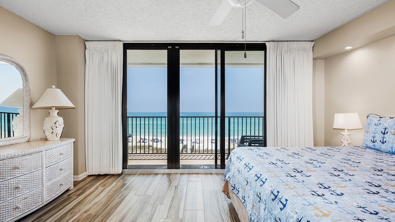 Photo of Bedroom in Navarre Beach