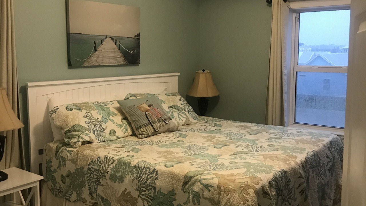Photo of Bedroom in Mexico Beach