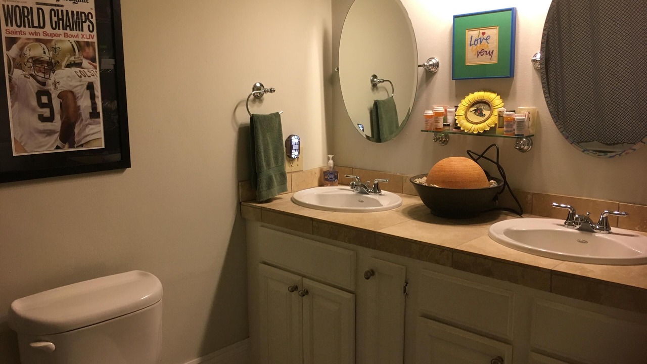 Photo of Bathroom in Uptown Historic District