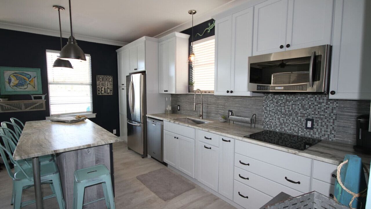 Photo of Kitchen in Dune Allen Beach