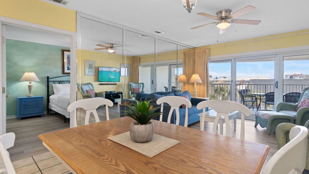 Photo of Others in Avalon Beach Estates