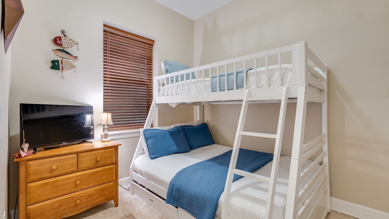 Photo of Bedroom in Seagrove Beach