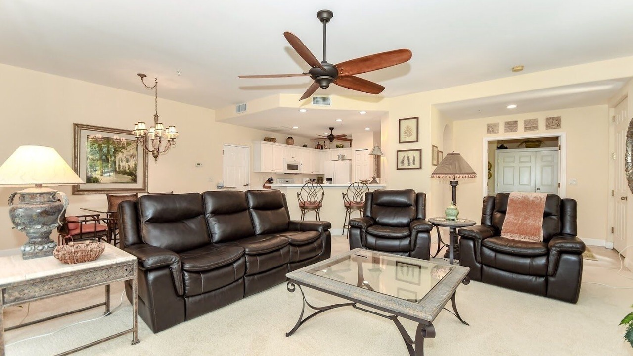 Photo of Livingroom in Burnt Store Marina