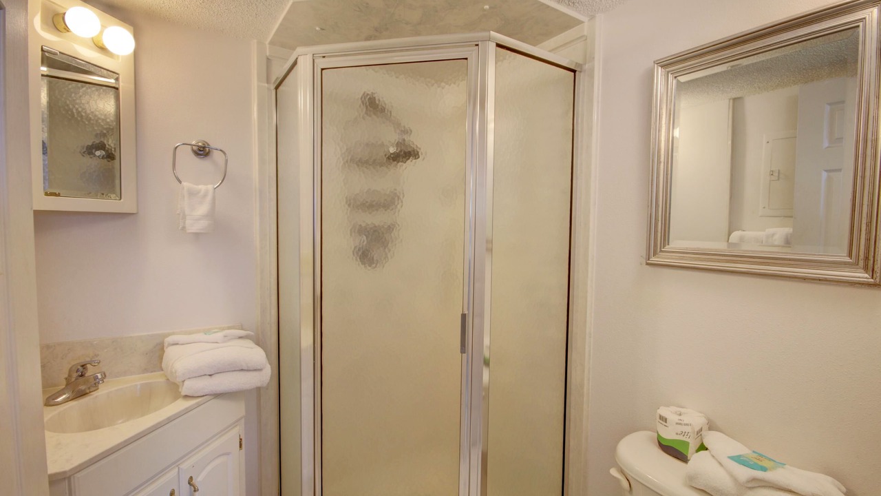 Photo of Bathroom in Harold