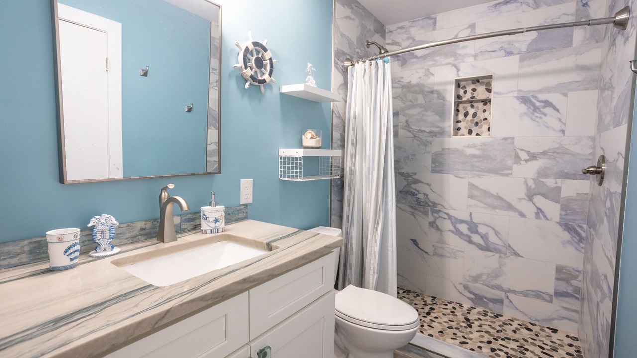 Photo of Bathroom in Laguna Beach