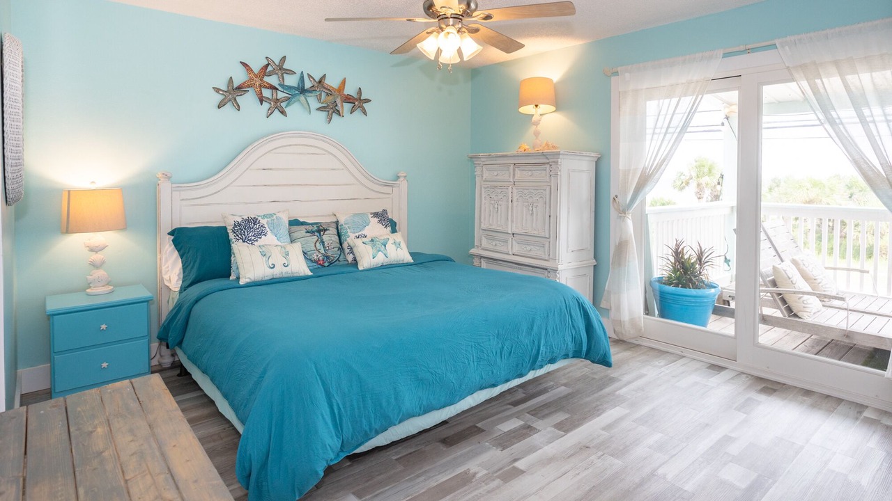 Photo of Bedroom in Laguna Beach