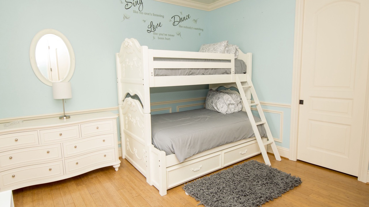 Photo of Bedroom in Isles of Capri
