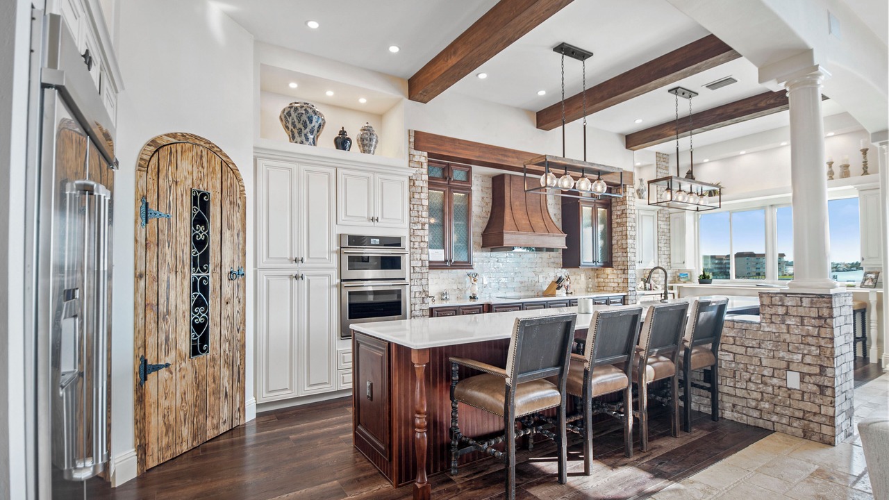 Photo of Kitchen in Isles of Capri