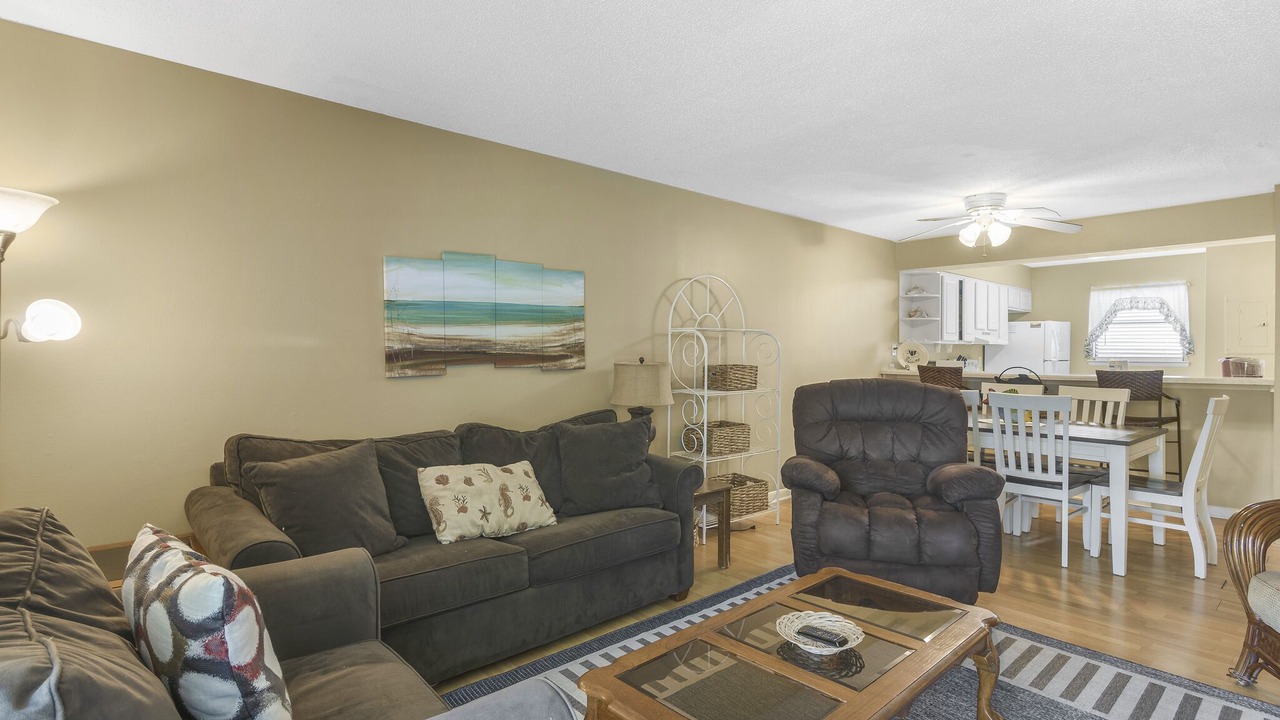 Photo of Bedroom in Miramar Beach