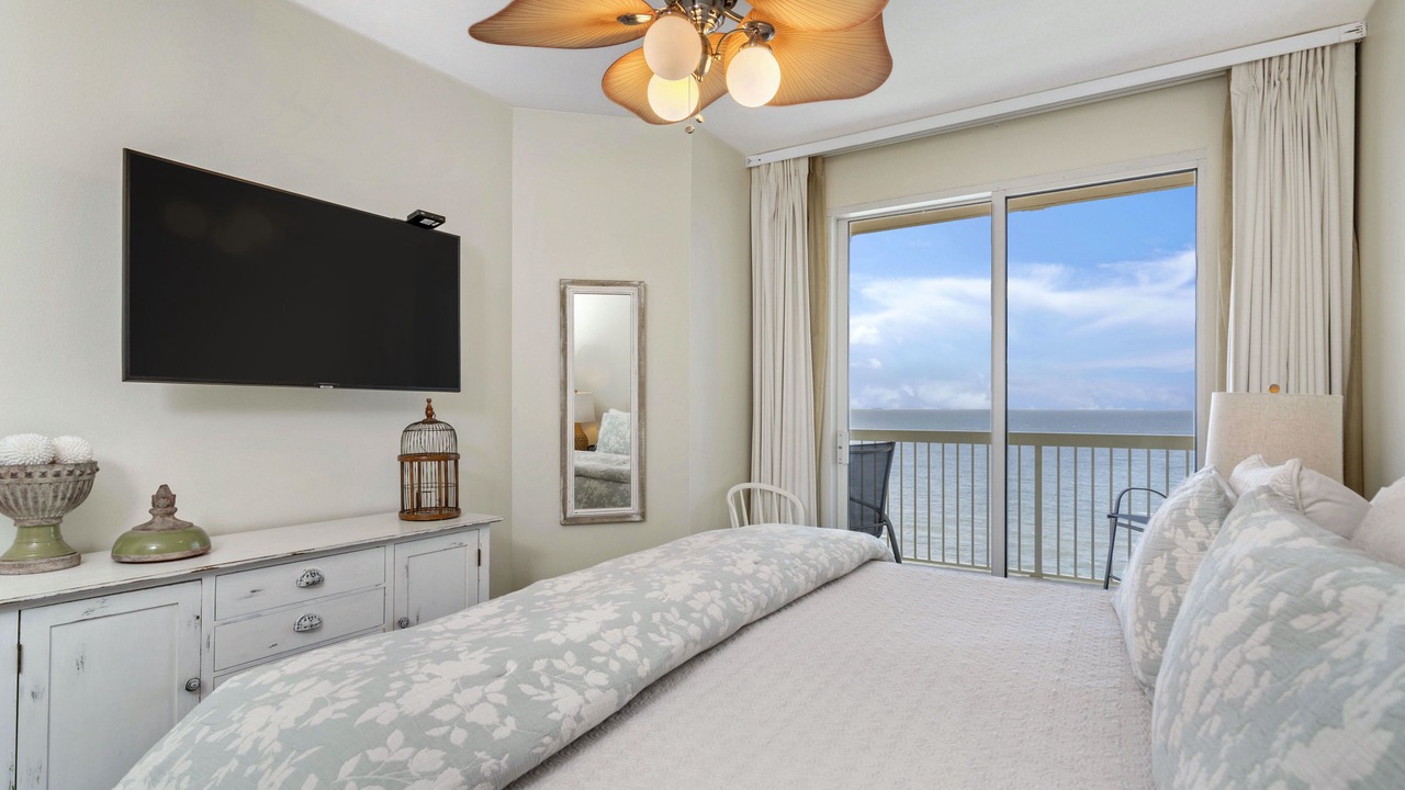 Photo of Bedroom in Miramar Beach