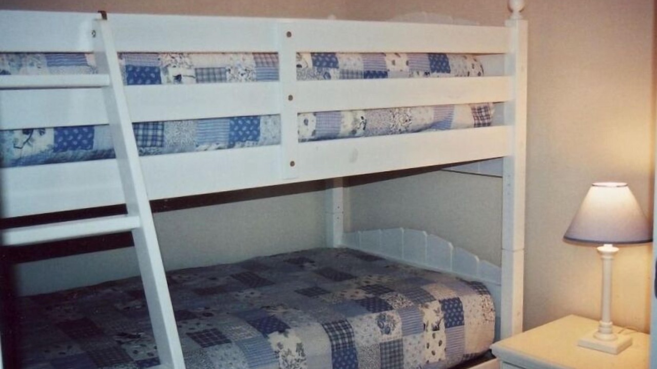 Photo of Bedroom in Miramar Beach
