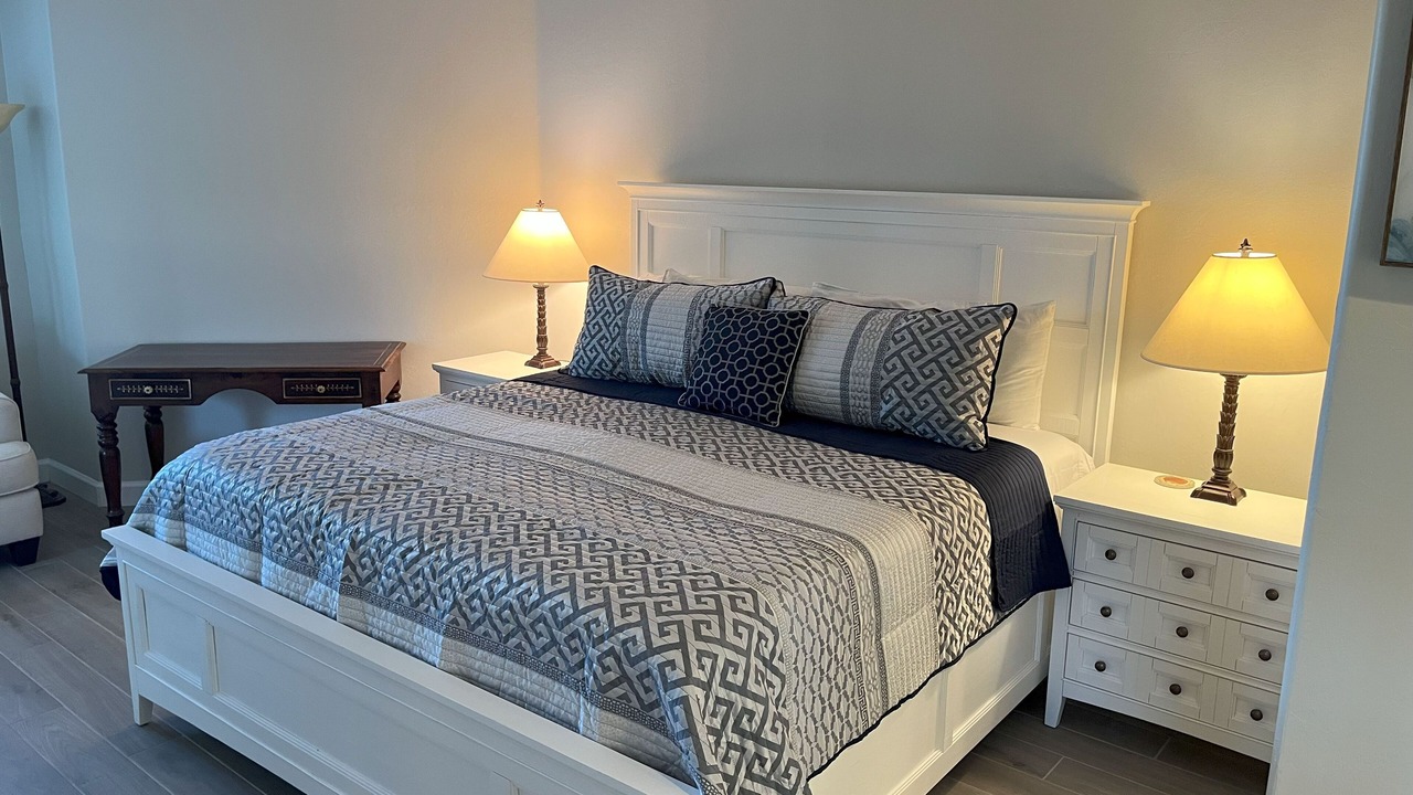 Photo of Bedroom in Tropical Cove