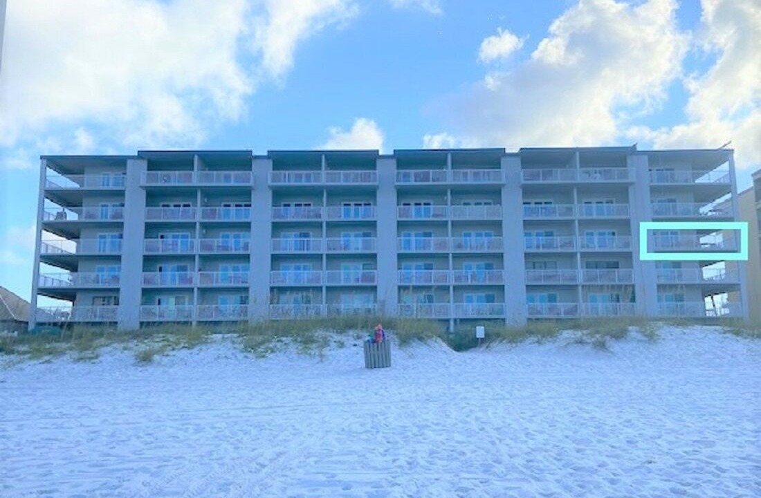 Photo of Outdoor in Biltmore Beach