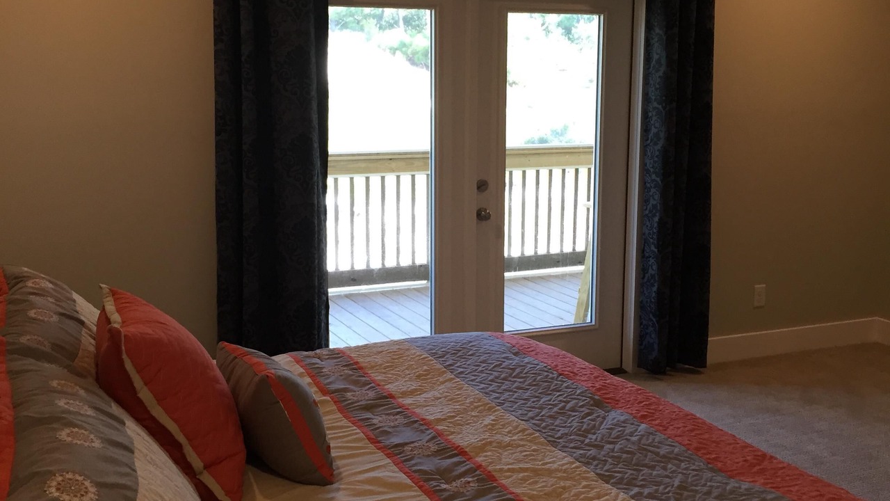 Photo of Bedroom in Dauphin Island