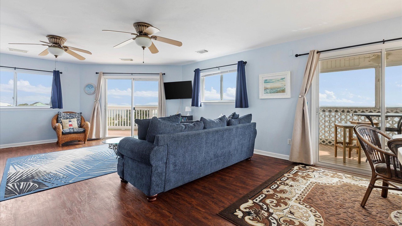 Photo of Livingroom in Alligator Point
