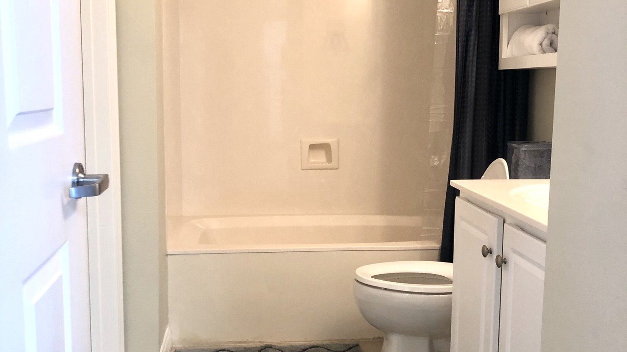 Photo of Bathroom in Navarre Beach