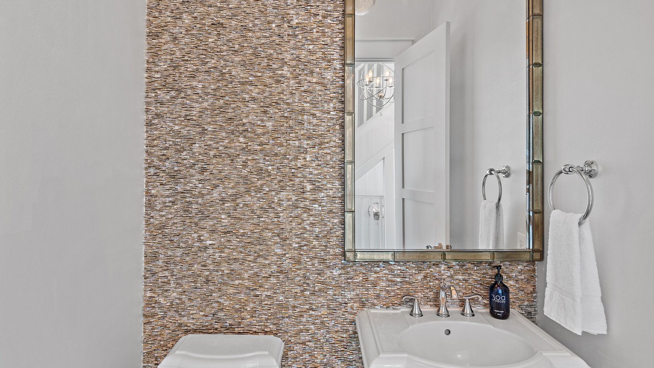 Photo of Bathroom in Gulf Trace