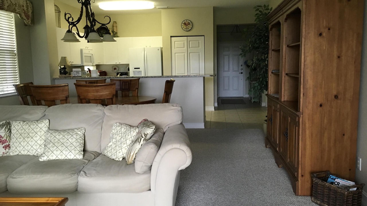 Photo of Livingroom in Estero