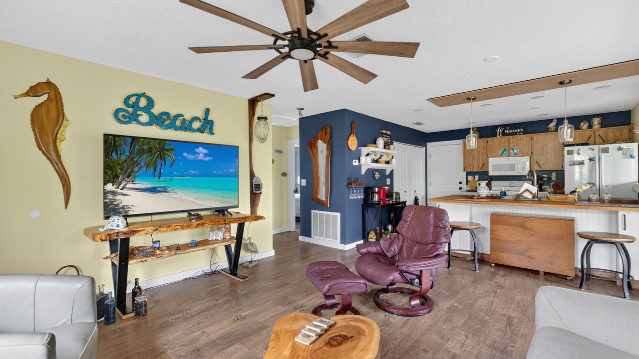 Photo of Livingroom in Placida